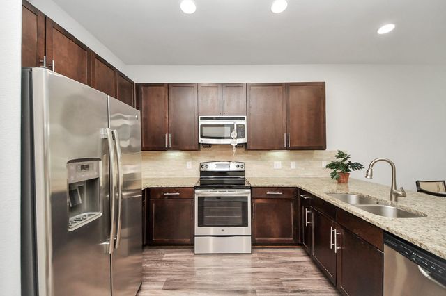 3800 Main St Street 2.207, Houston, TX 77002