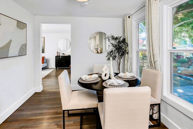7332 29th Avenue SW, Seattle, WA 98126