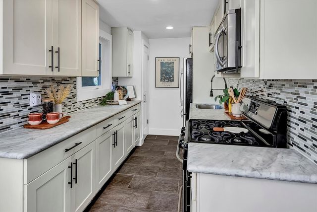 7332 29th Avenue SW, Seattle, WA 98126