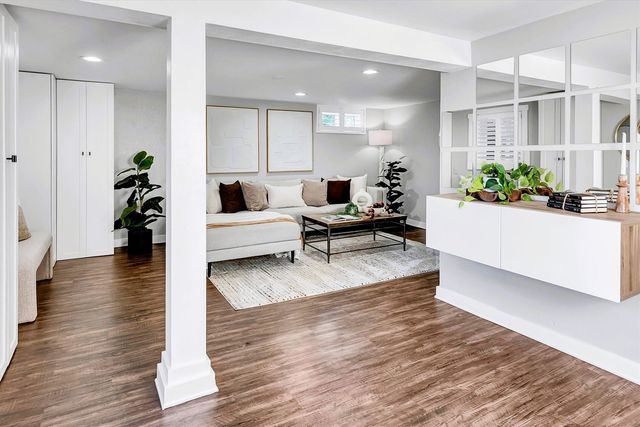 7332 29th Avenue SW, Seattle, WA 98126