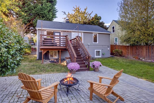 7332 29th Avenue SW, Seattle, WA 98126