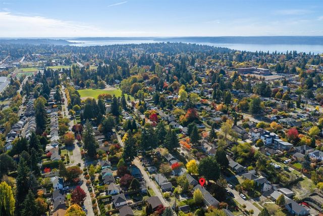 7332 29th Avenue SW, Seattle, WA 98126