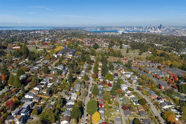 7332 29th Avenue SW, Seattle, WA 98126