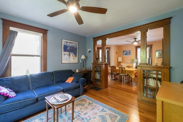 21 Fifth Avenue, Northampton, MA 01060