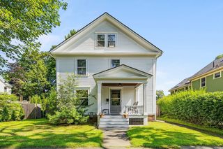 21 Fifth Avenue, Northampton, MA 01060