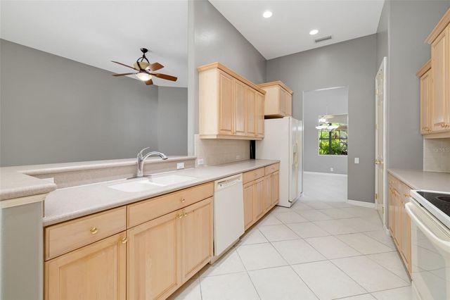 4770 MAINSAIL DRIVE, Bradenton, FL 34208