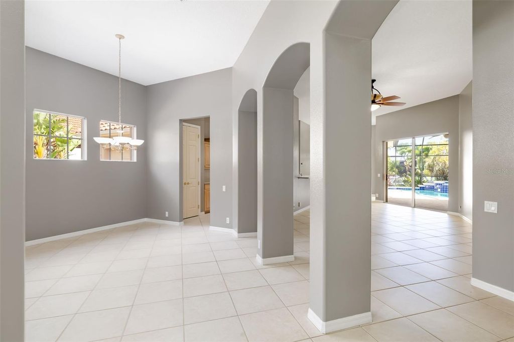 Image 17 of property listing at 4770 MAINSAIL DRIVE, Bradenton, FL 34208