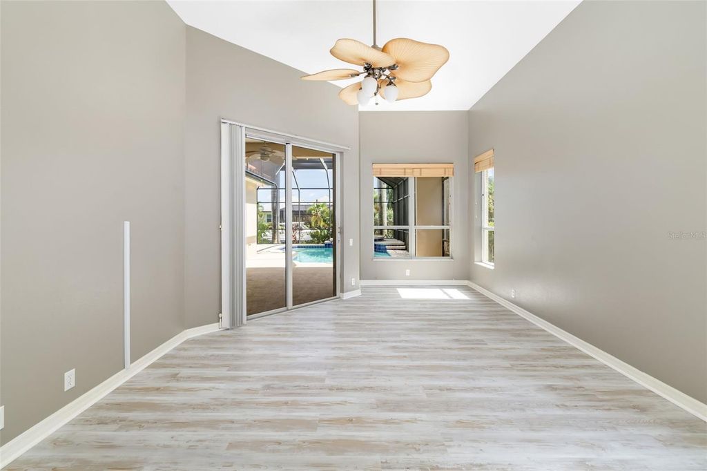 Image 31 of property listing at 4770 MAINSAIL DRIVE, Bradenton, FL 34208