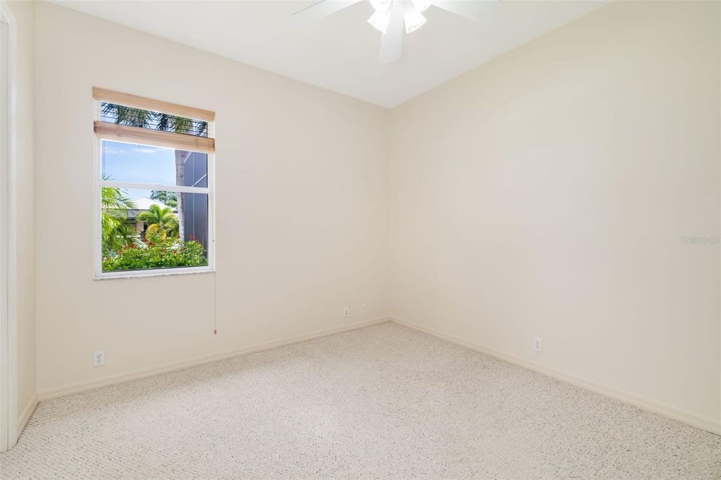 Image 36 of property listing at 4770 MAINSAIL DRIVE, Bradenton, FL 34208