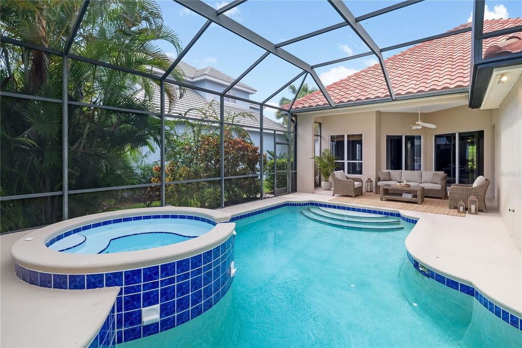 Image 5 of property listing at 4770 MAINSAIL DRIVE, Bradenton, FL 34208
