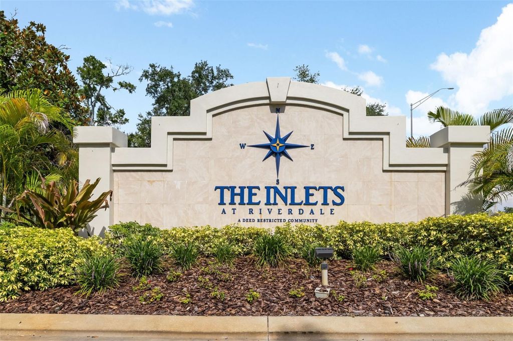 Image 54 of property listing at 4770 MAINSAIL DRIVE, Bradenton, FL 34208