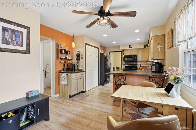 5371 Tuliptree Court, Flint Charter Township, MI 48532