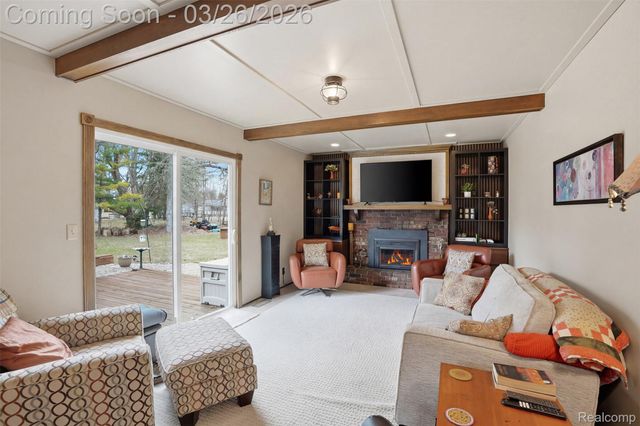 5371 Tuliptree Court, Flint Charter Township, MI 48532