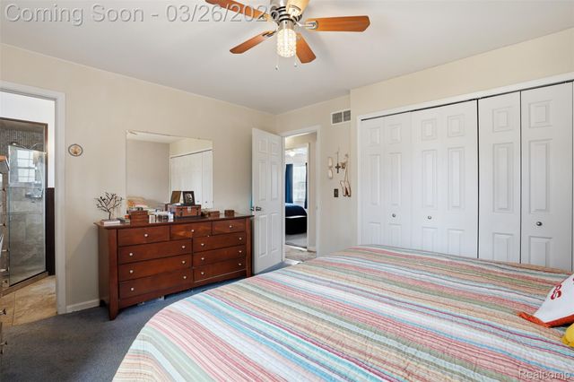 5371 Tuliptree Court, Flint Charter Township, MI 48532