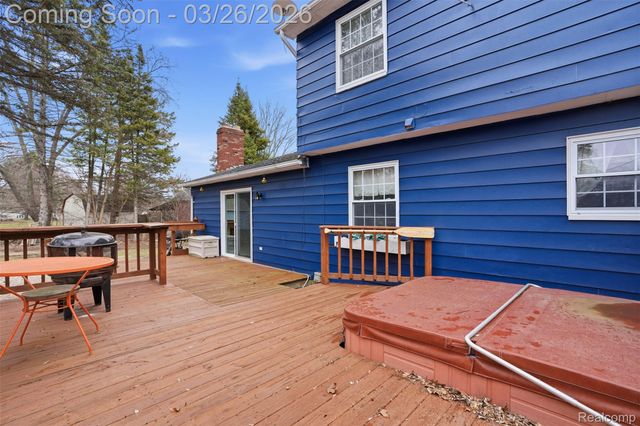 5371 Tuliptree Court, Flint Charter Township, MI 48532
