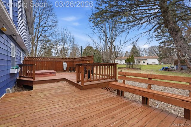 5371 Tuliptree Court, Flint Charter Township, MI 48532