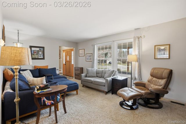 5371 Tuliptree Court, Flint Charter Township, MI 48532