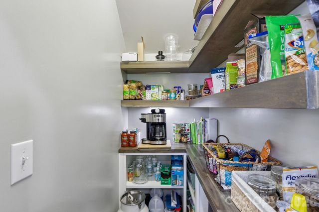 4094 Henshaw Road, Waxhaw, NC 28173