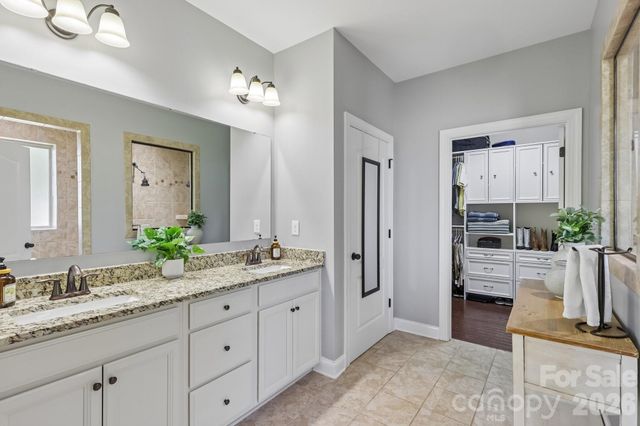 4094 Henshaw Road, Waxhaw, NC 28173