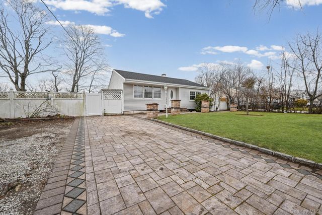 186 Westwood Drive, Brentwood, NY 11717
