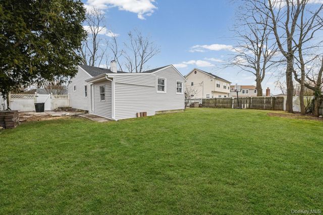 186 Westwood Drive, Brentwood, NY 11717
