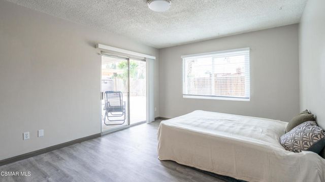 5901 Hanna Avenue, Woodland Hills, CA 91367