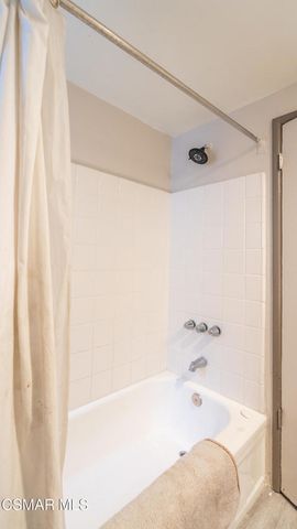 5901 Hanna Avenue, Woodland Hills, CA 91367