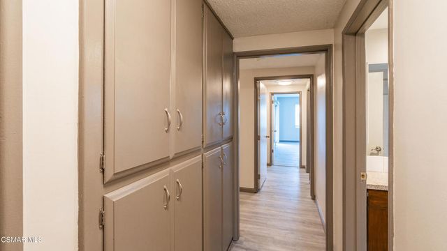 5901 Hanna Avenue, Woodland Hills, CA 91367