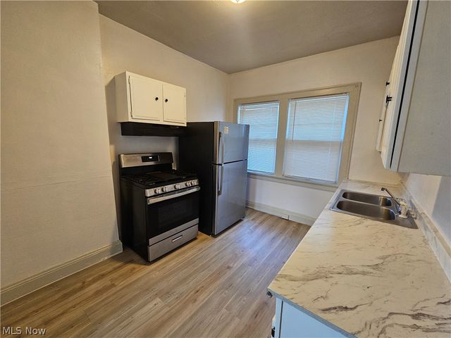 3430 Beechwood Avenue, Cleveland Heights, OH 44118