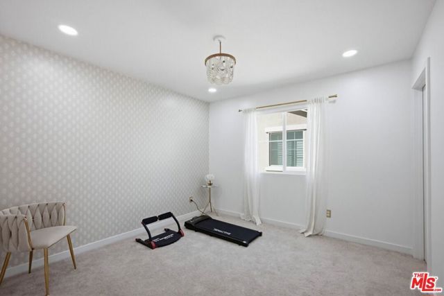 16763 Mistletoe Lane, Fontana, CA 92336