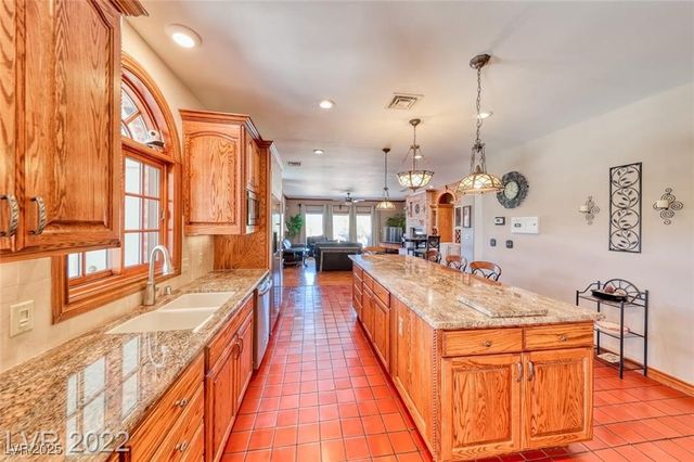 220 Hallett Cove Court, Boulder City, NV 89005