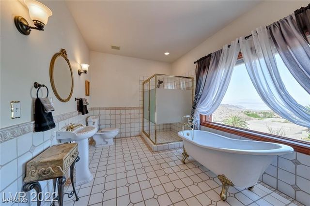 220 Hallett Cove Court, Boulder City, NV 89005