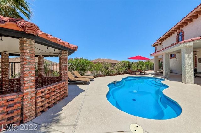 220 Hallett Cove Court, Boulder City, NV 89005