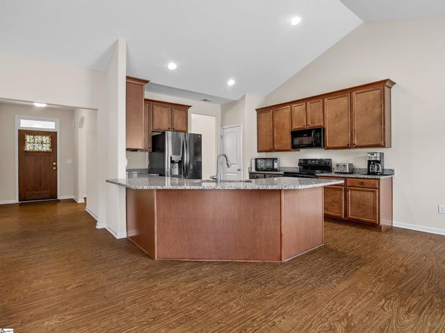 615 Mica Lane, Chesnee, SC 29323
