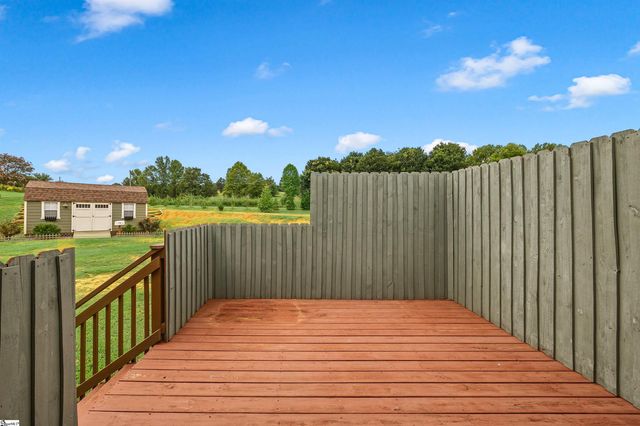 615 Mica Lane, Chesnee, SC 29323
