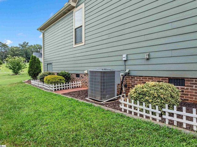 615 Mica Lane, Chesnee, SC 29323
