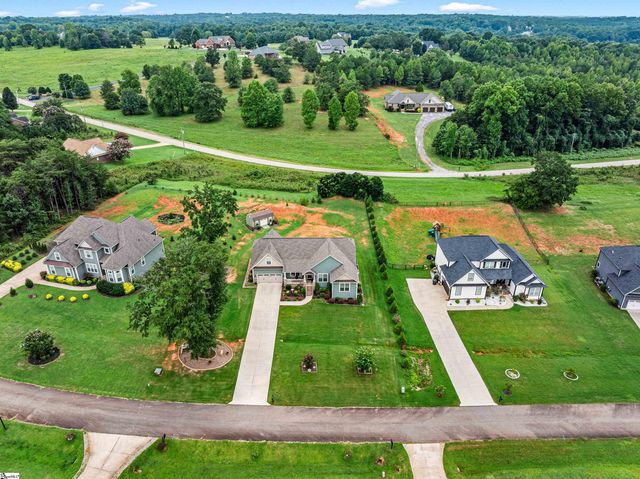 615 Mica Lane, Chesnee, SC 29323