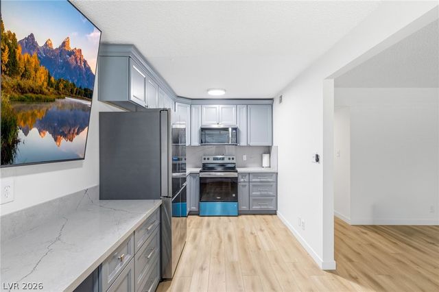 208 Orland Street 10, Las Vegas, NV 89107