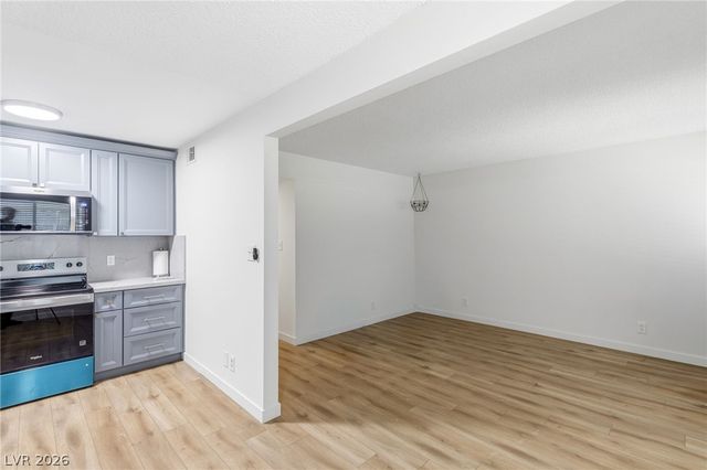 208 Orland Street 10, Las Vegas, NV 89107