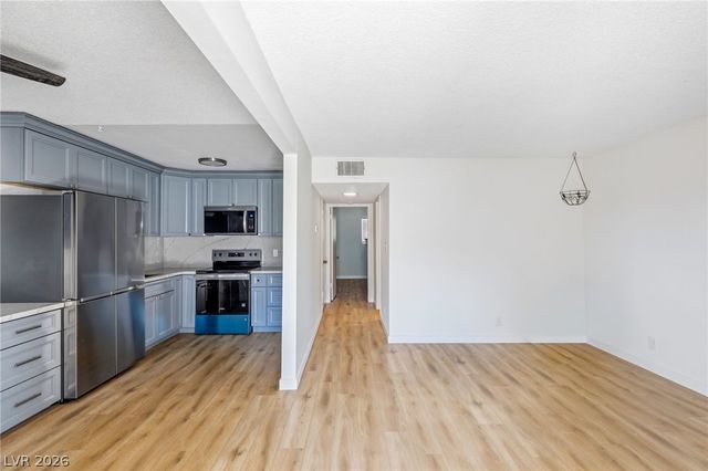 208 Orland Street 10, Las Vegas, NV 89107
