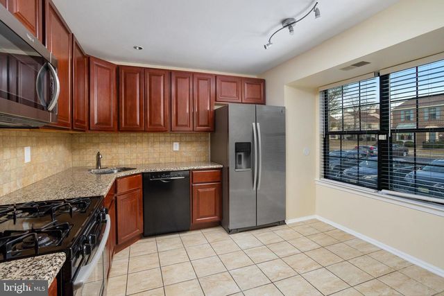 51 DREWES, Lawrence, NJ 08648