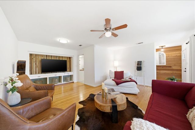 7962 Cedel Drive, Houston, TX 77055