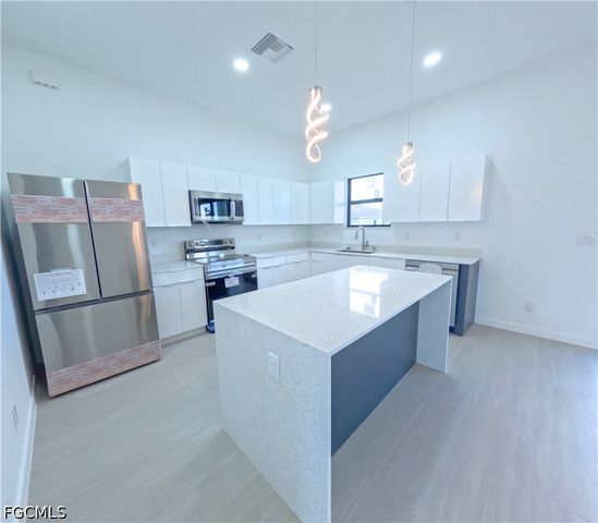 2226 NW 1st TER, Cape Coral, FL 33993
