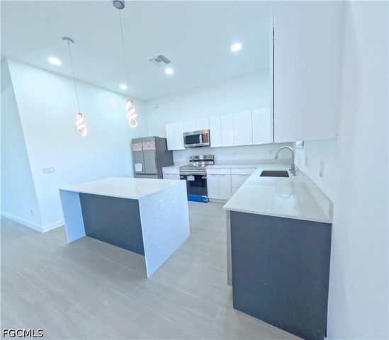 2226 NW 1st TER, Cape Coral, FL 33993