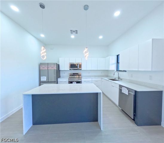 2226 NW 1st TER, Cape Coral, FL 33993