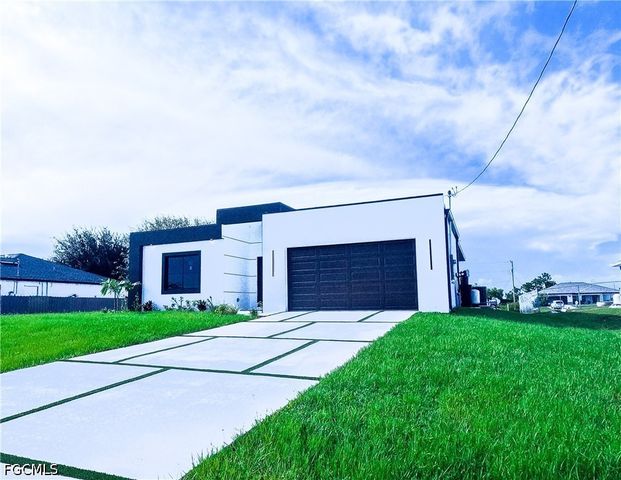 2226 NW 1st TER, Cape Coral, FL 33993