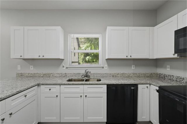 379 Yonkers Avenue NW, Atlanta, GA 30314