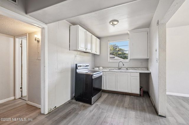 1584 W 31ST Street, Jacksonville, FL 32209