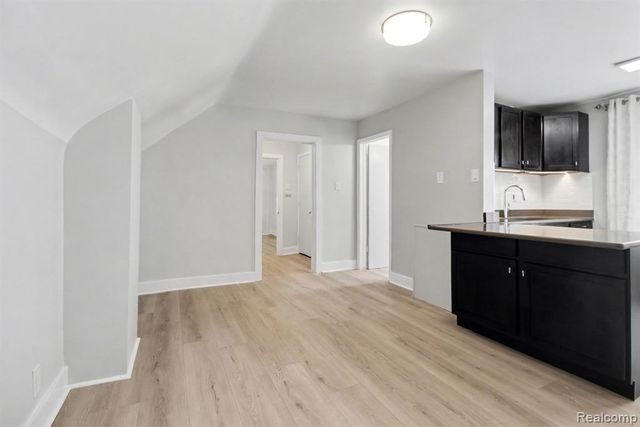 6477 Westpoint Street, Taylor, MI 48180