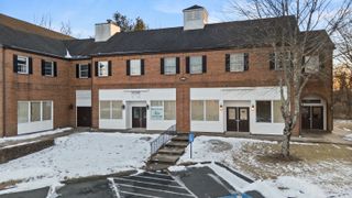 1055 Farmington Avenue B2, Farmington, CT 06032
